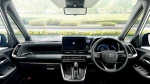 Toyota Noah (Driver cockpit)